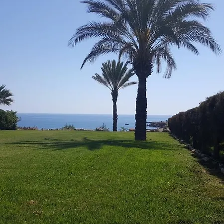 Villa Kapparis Beach Front *
