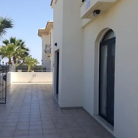 فيلة Kapparis Beach Front